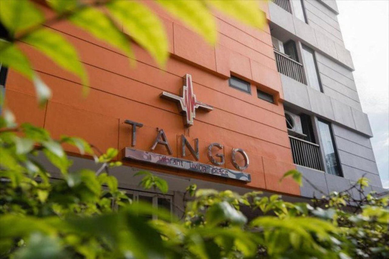 Tango Vibrant Living Hotel - Sha Extra Plus Bangkok Esterno foto