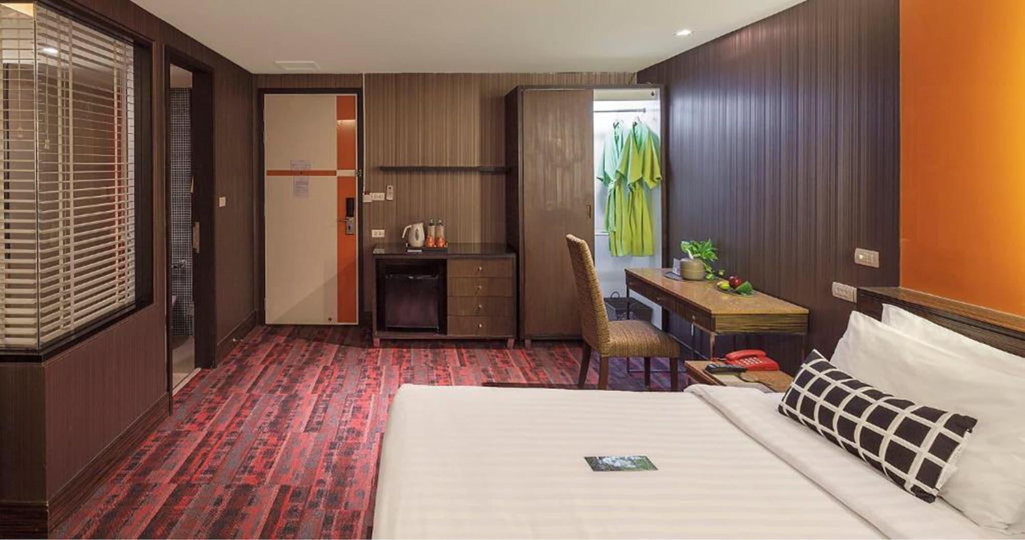 Tango Vibrant Living Hotel - Sha Extra Plus Bangkok Esterno foto